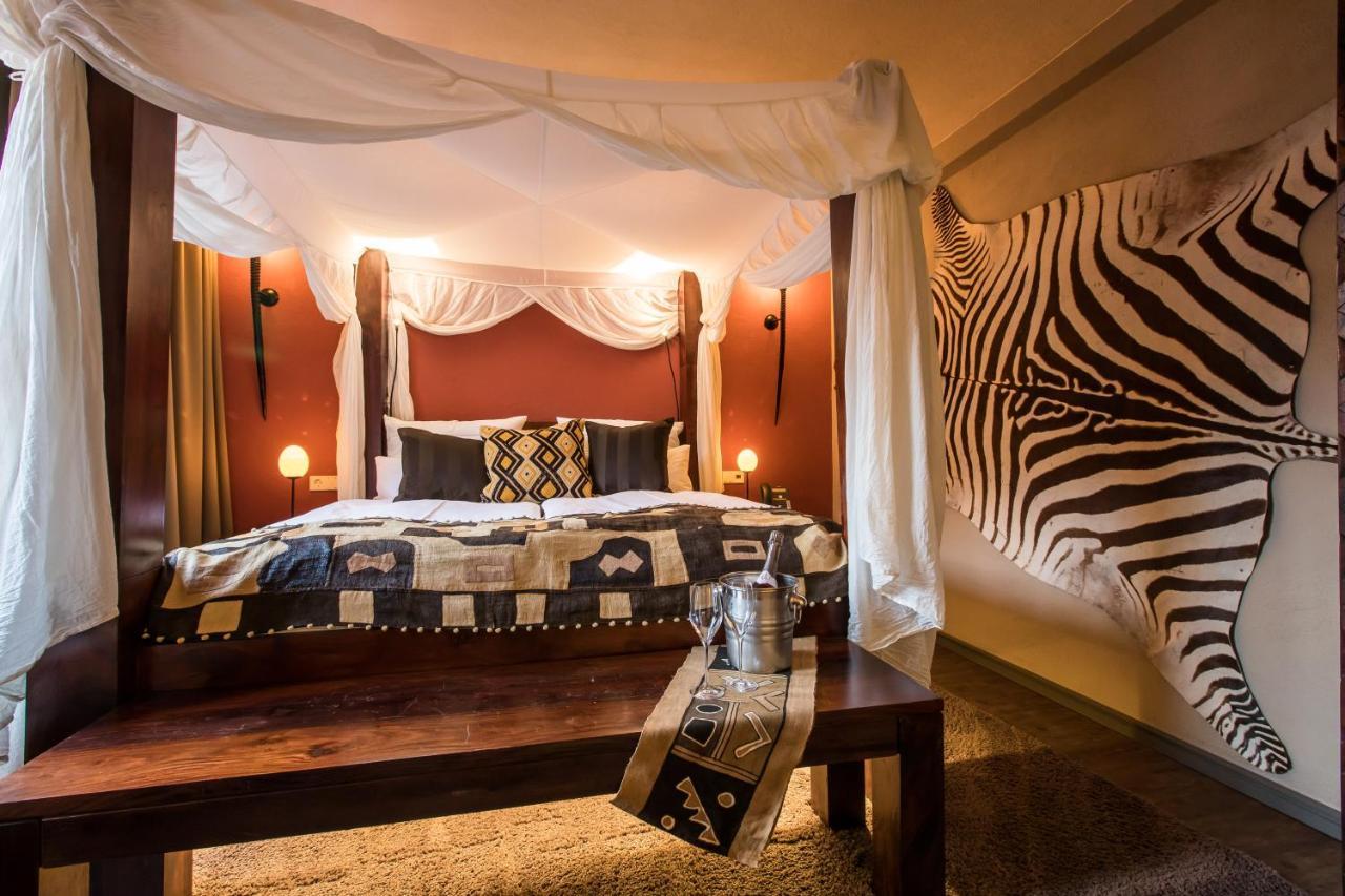 Farmerhaus-Lodge โกรส-อุมชตัดท์ ภายนอก รูปภาพ