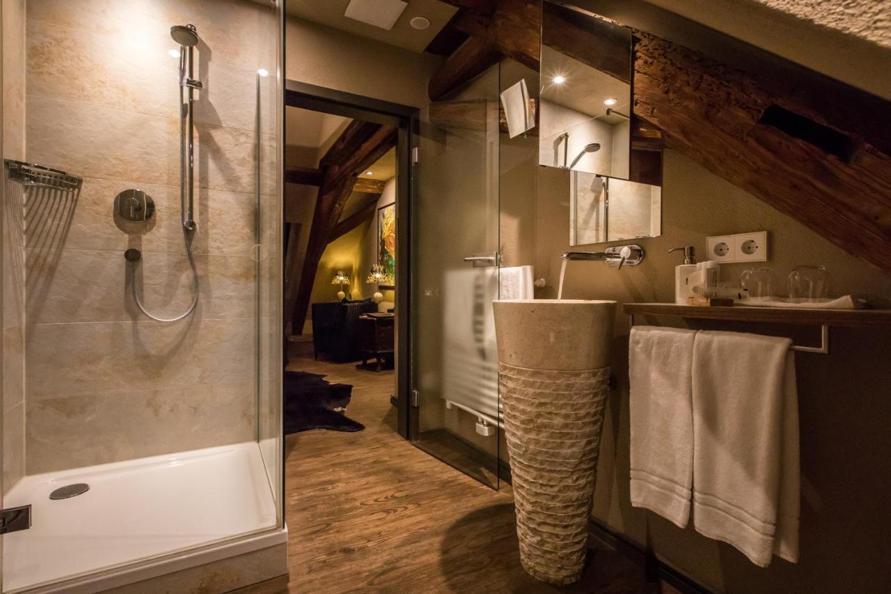 Farmerhaus-Lodge โกรส-อุมชตัดท์ ภายนอก รูปภาพ