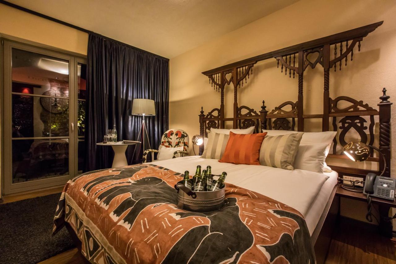 Farmerhaus-Lodge โกรส-อุมชตัดท์ ภายนอก รูปภาพ